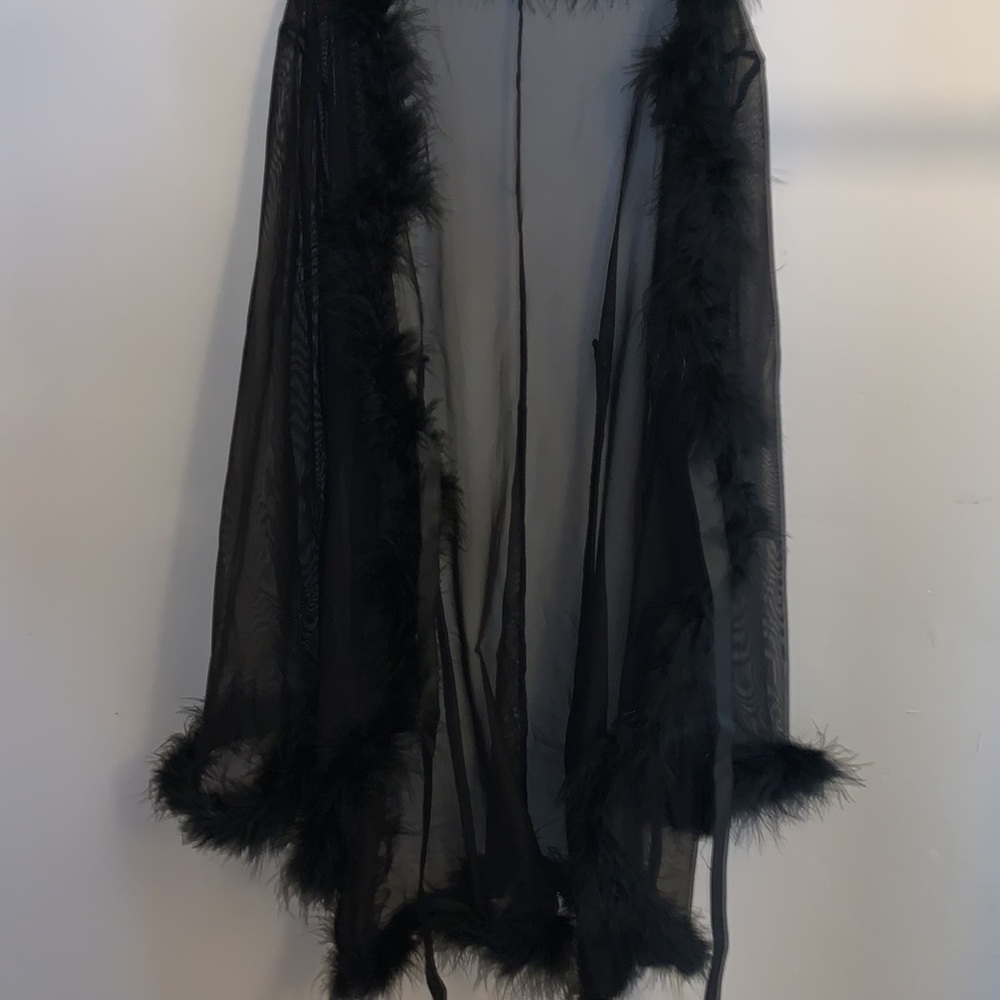 Sheer Faux Fur Robe - Picture 7 of 10